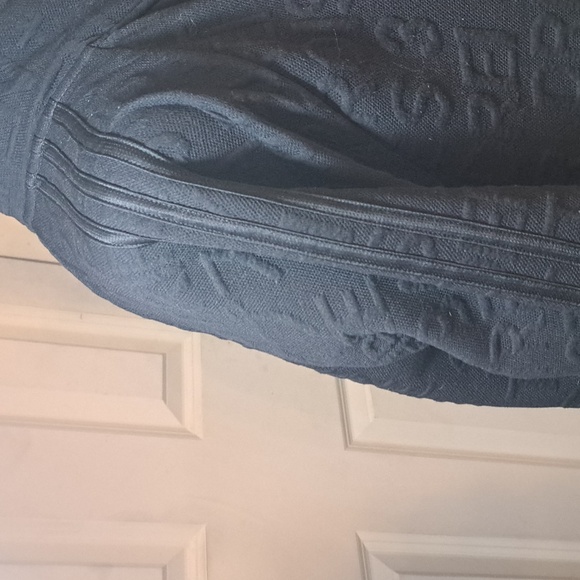 Adidas Embossed Black Zip-Up Jacket MENS RARE JACKET - Picture 3 of 3